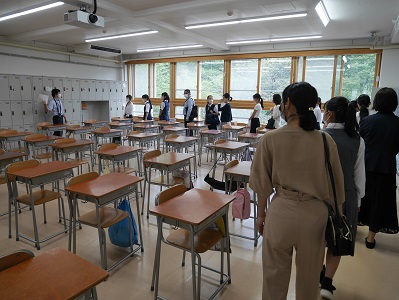 校内見学