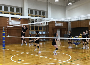 バレーボールクラブ　声掛けを大切にしています