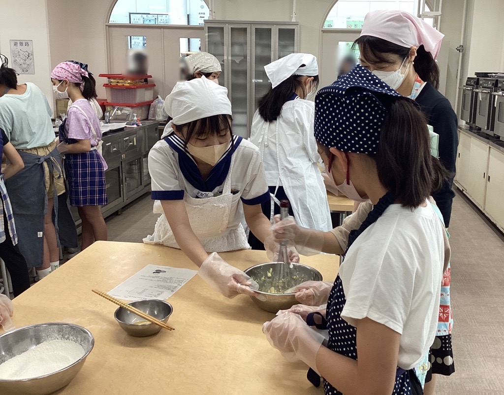 チョコチップクッキー作りに挑戦！