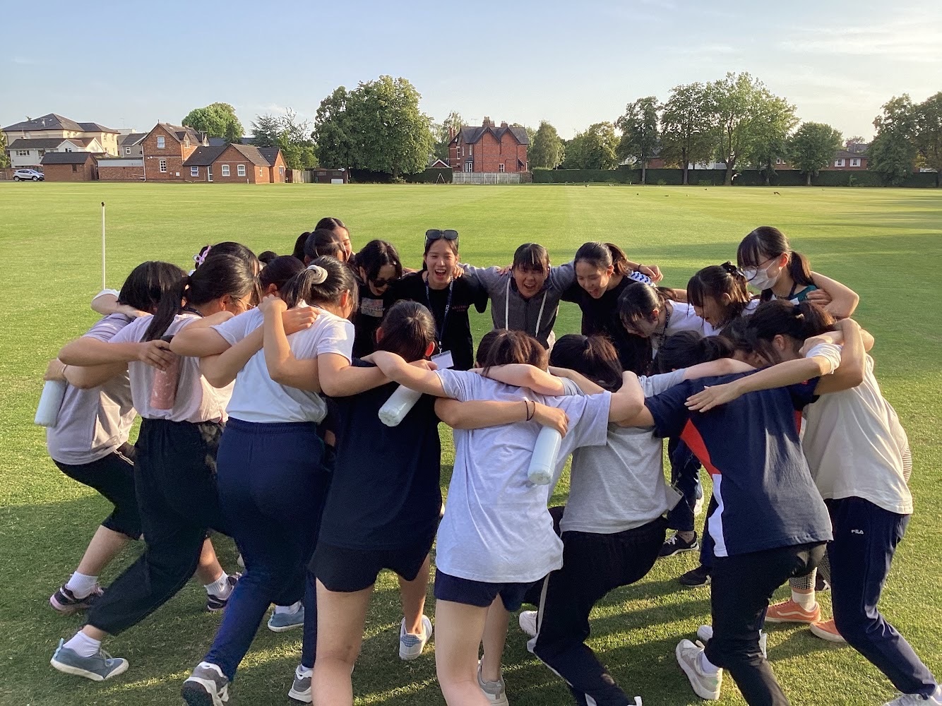 イギリスのスポーツを体験！いい汗をかきました！