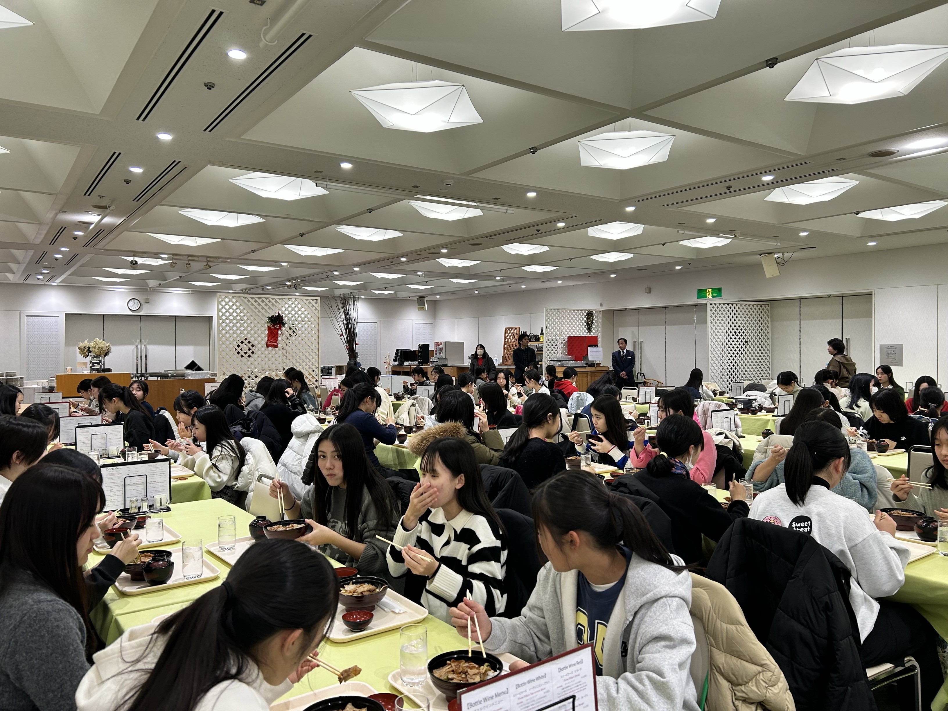 美味しい食事でエネルギーチャージ！
