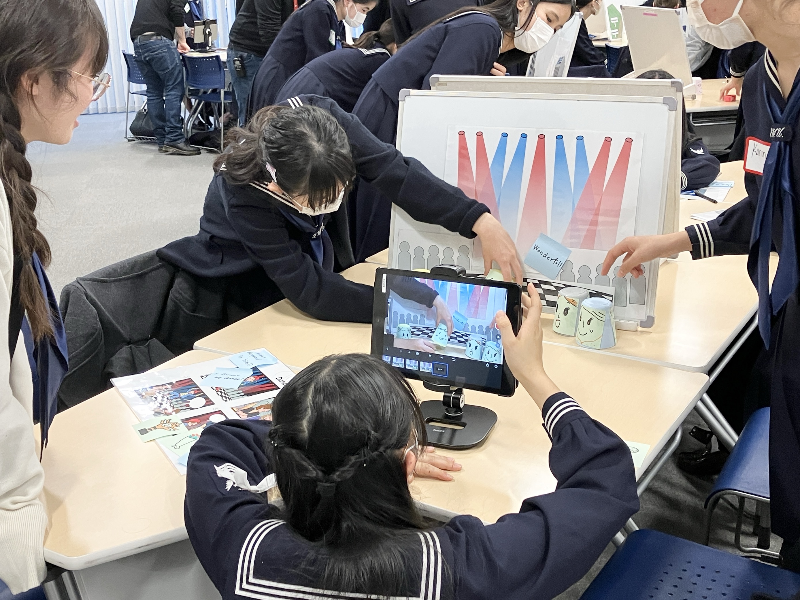 制限時間内に完成できるよう協力して行います