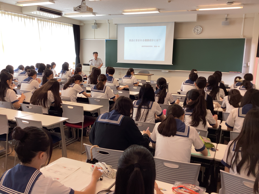 食科学部食科学科　新藤一敏先生の講義