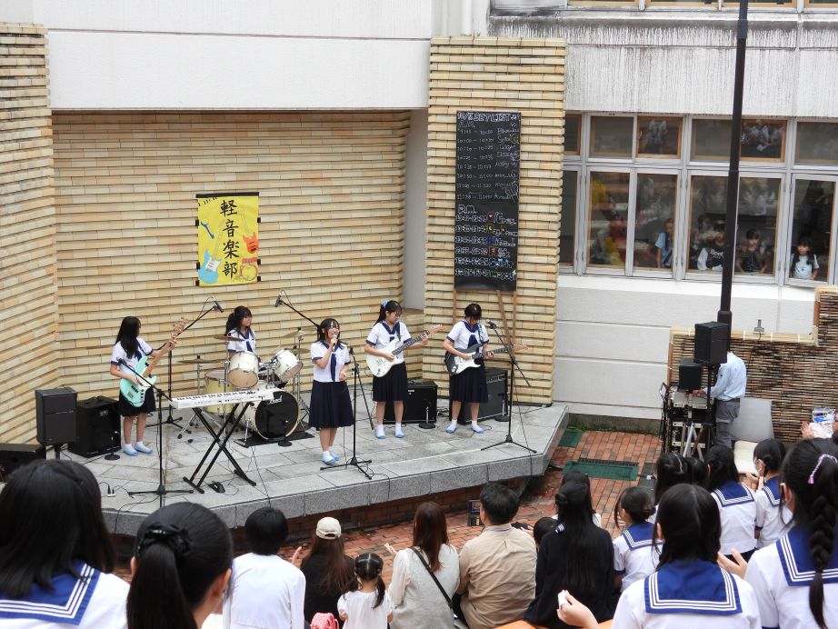 軽音楽クラブ 