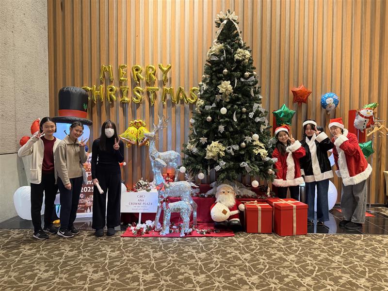 ホテル内はクリスマス一色!