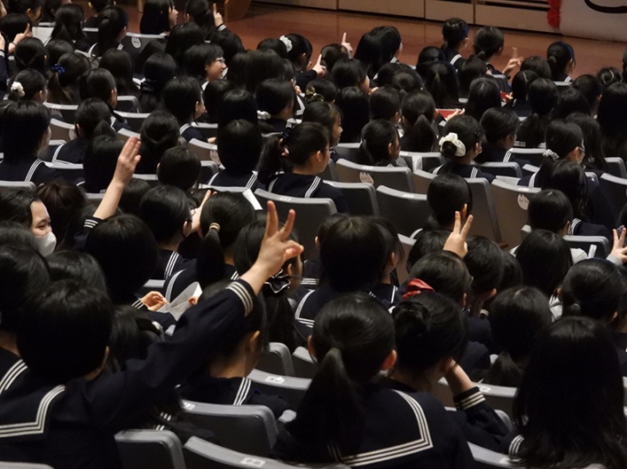 行事委員が考えたクイズで盛り上がりました