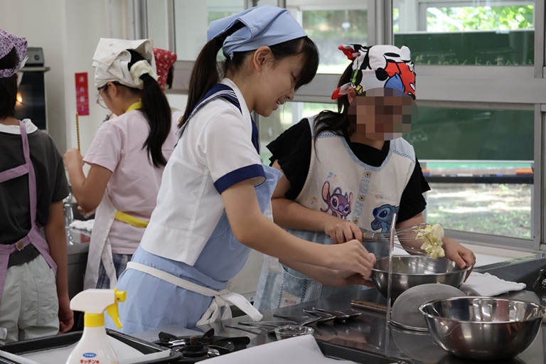 家庭科クラブ:クッキーを作ろう!