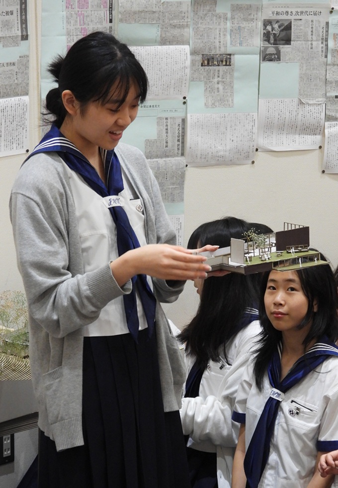 完成した模型についてプレゼンテーション!