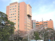 百年館