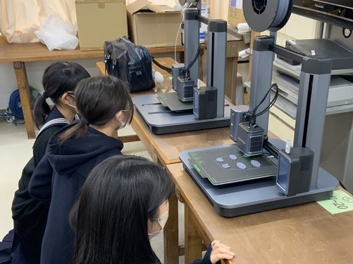 希望者対象 3Dプリンタで名札作成