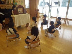 紙芝居のはじまり、はじまり～！