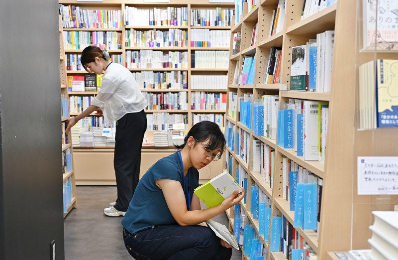 内容をしっかり吟味し書籍を選ぶ