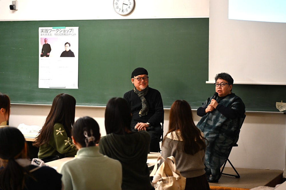 武石氏（写真右）と東先生（写真左）