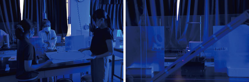 写真左から　暗くした実験室で、発信器から1mに検出器を準備／検出器の中央のネオンランプが赤く点灯